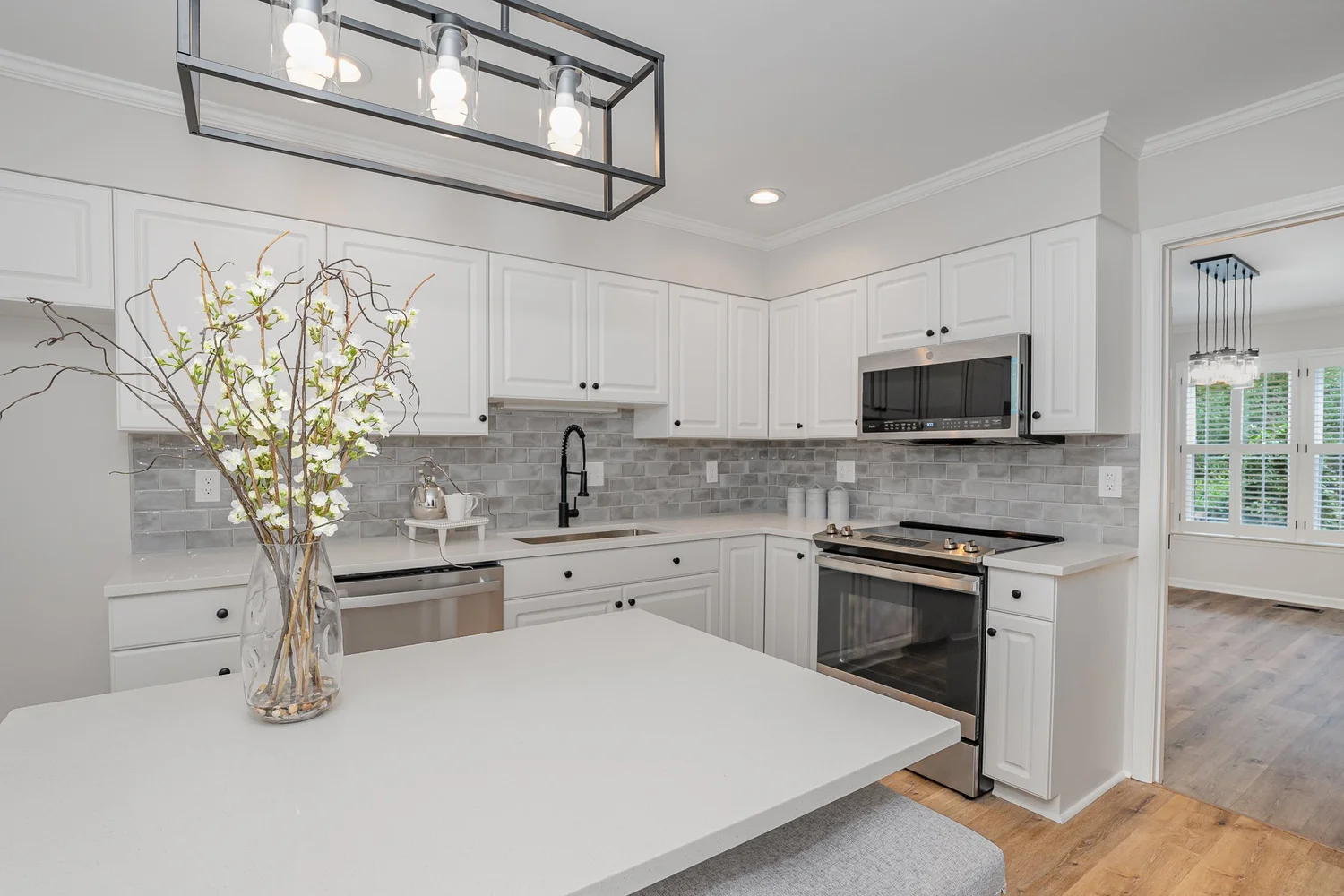 1516 Woodcroft Dr renovation